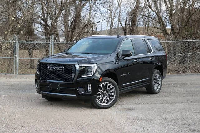 2023 GMC Yukon Denali Ultimate 4WD photo