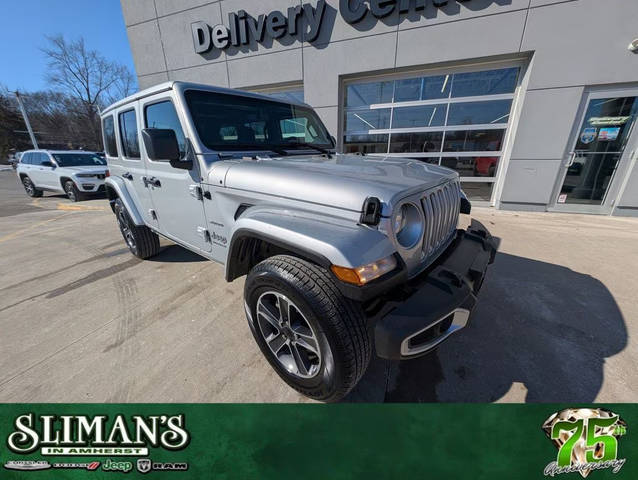 2023 Jeep Wrangler Unlimited Sahara 4WD photo