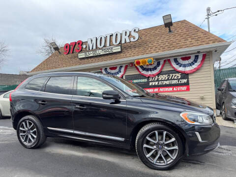 2016 Volvo XC60 T6 Platinum AWD photo