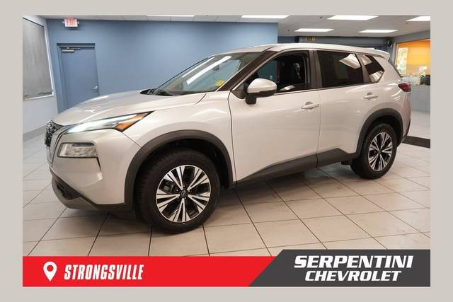 2022 Nissan Rogue SV AWD photo