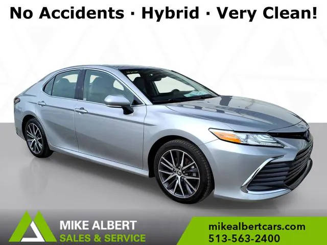 2023 Toyota Camry Hybrid XLE FWD photo