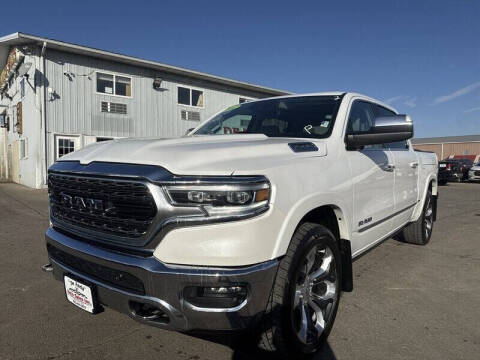 2022 Ram 1500 Limited 4WD photo