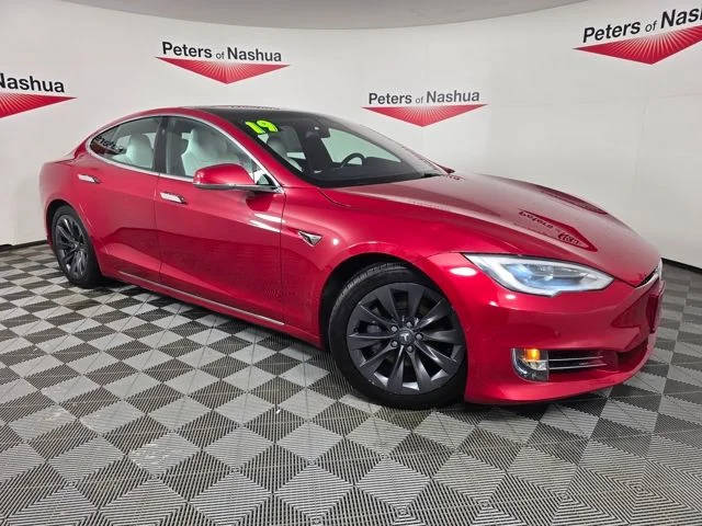 2019 Tesla Model S Standard Range AWD photo