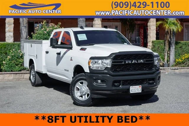 2022 Ram 3500 Tradesman 4WD photo