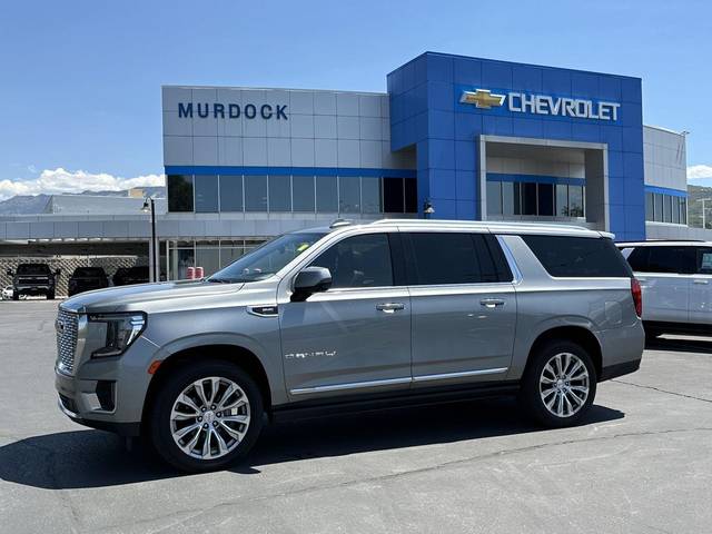 2023 GMC Yukon XL Denali 4WD photo