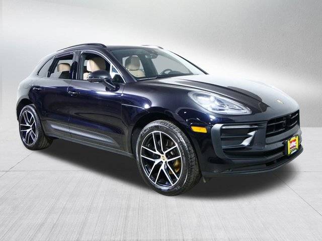 2023 Porsche Macan T AWD photo