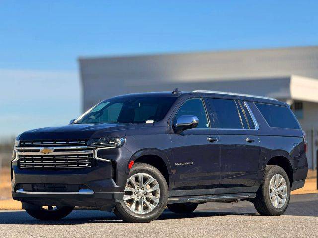 2023 Chevrolet Suburban Premier 4WD photo