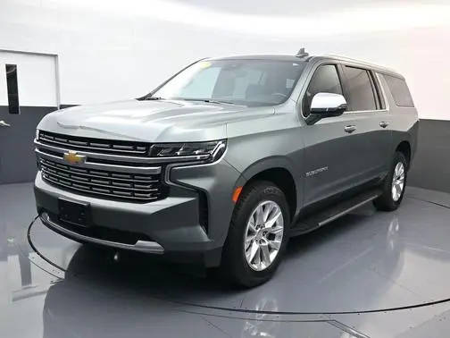 2023 Chevrolet Suburban Premier 4WD photo