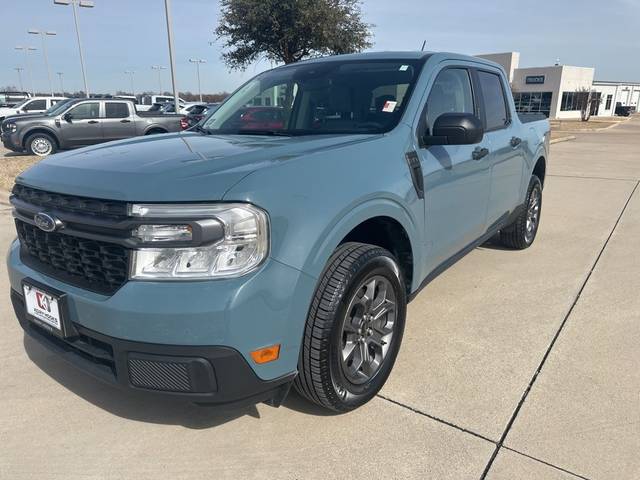 2023 Ford Maverick XLT FWD photo