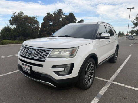2016 Ford Explorer Platinum 4WD photo
