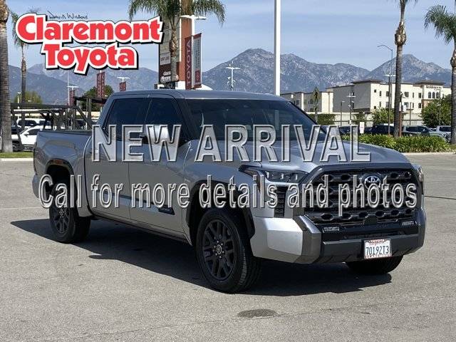 2023 Toyota Tundra Platinum 4WD photo