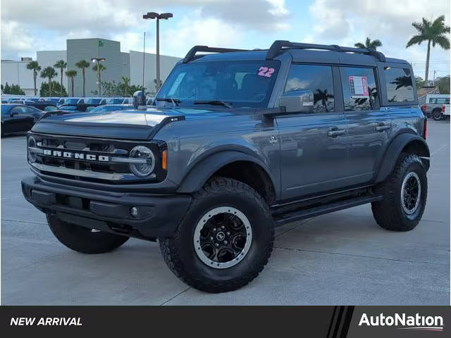 2022 Ford Bronco 4 Door Outer Banks 4WD photo