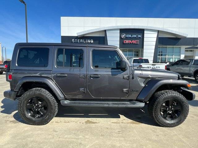 2022 Jeep Wrangler Unlimited Unlimited Sahara Altitude 4WD photo