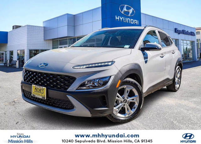 2023 Hyundai Kona SEL FWD photo