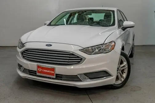 2018 Ford Fusion SE FWD photo