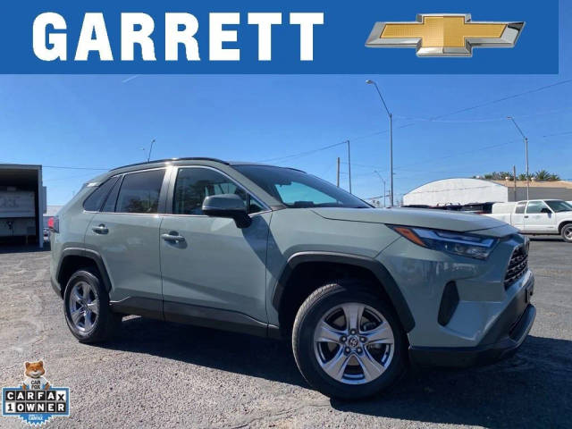 2023 Toyota RAV4 XLE FWD photo