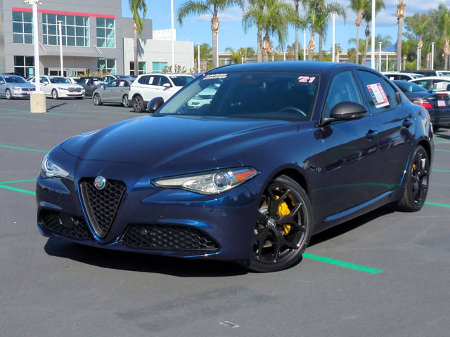 2021 Alfa Romeo Giulia Ti RWD photo