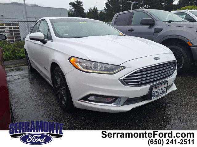 2018 Ford Fusion SE FWD photo