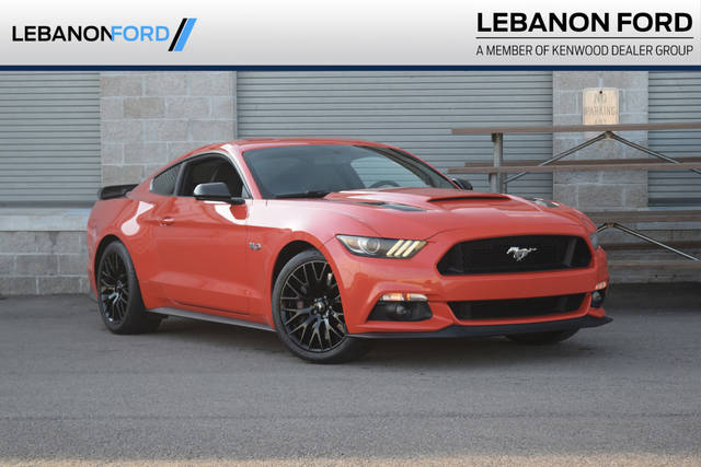 2015 Ford Mustang GT RWD photo