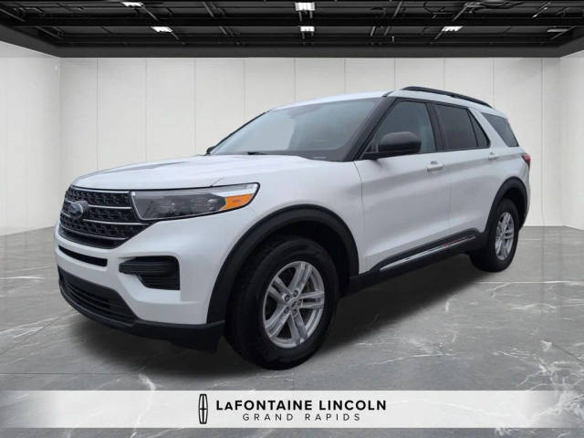 2023 Ford Explorer XLT 4WD photo