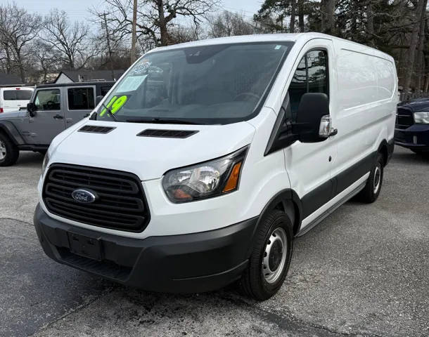 2019 Ford Transit Van  RWD photo
