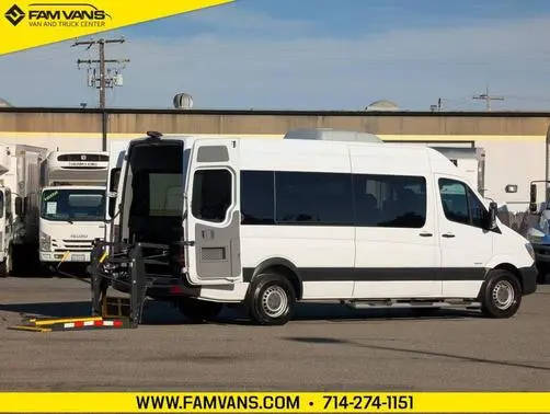 2016 Mercedes-Benz Sprinter  RWD photo