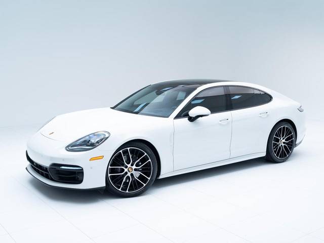 2023 Porsche Panamera Platinum Edition RWD photo