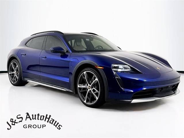 2022 Porsche Taycan 4 AWD photo