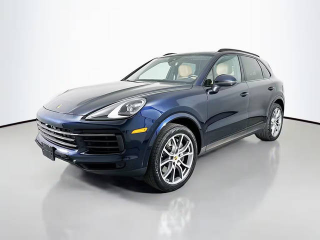 2022 Porsche Cayenne  AWD photo