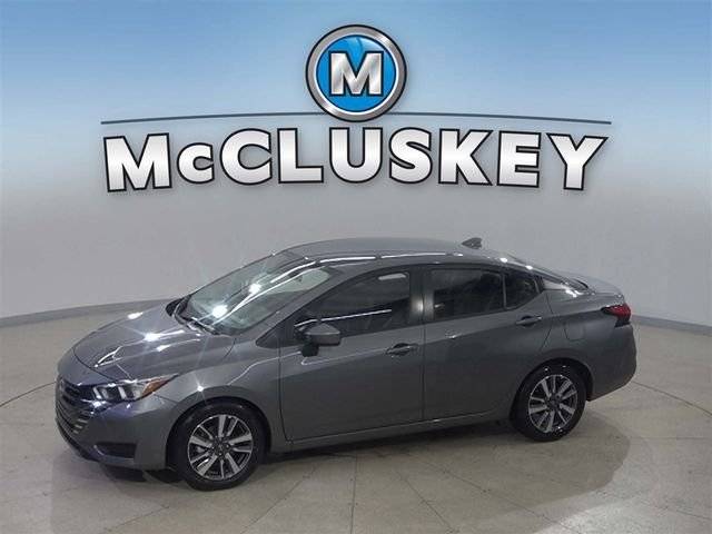 2023 Nissan Versa SV FWD photo