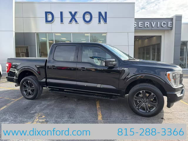 2022 Ford  LARIAT 4WD photo