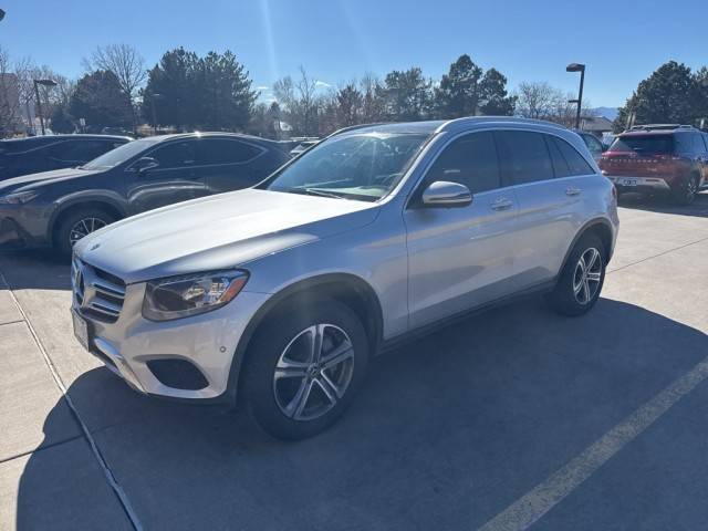 2018 Mercedes-Benz GLC-Class GLC 300 AWD photo