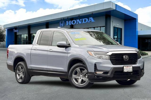 2023 Honda Ridgeline RTL-E AWD photo