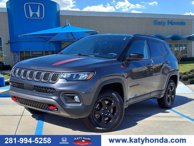 2023 Jeep Compass Trailhawk 4WD photo