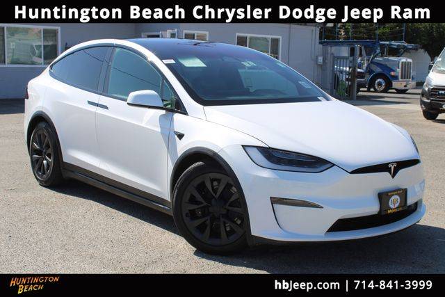 2023 Tesla Model X Standard Range AWD photo