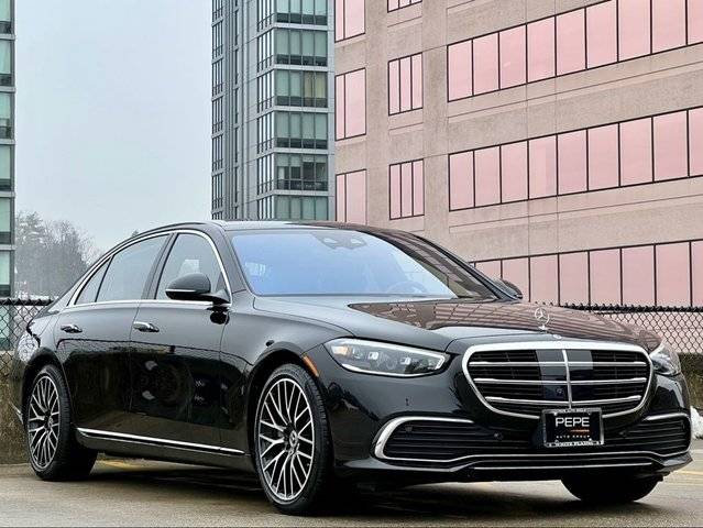2022 Mercedes-Benz S-Class S 500 AWD photo