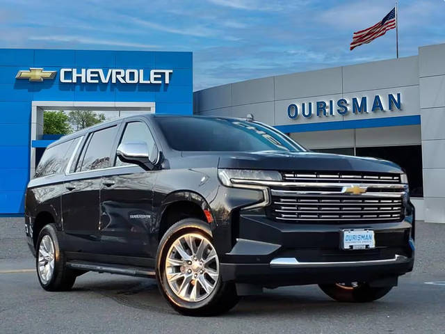 2023 Chevrolet Suburban Premier 4WD photo