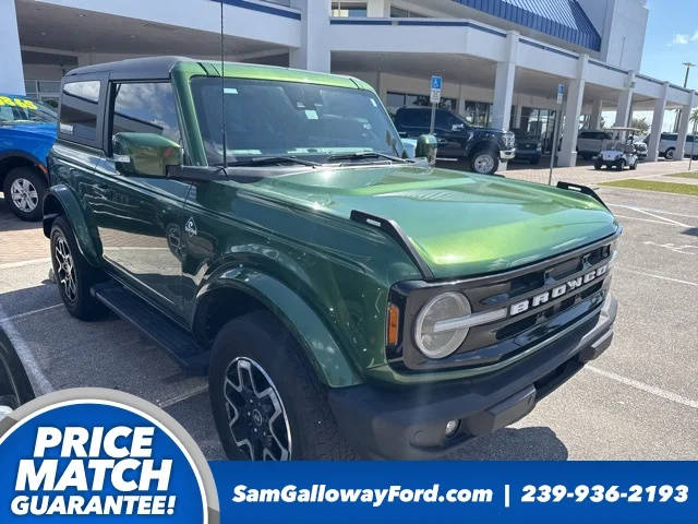2022 Ford Bronco 2 Door Outer Banks 4WD photo