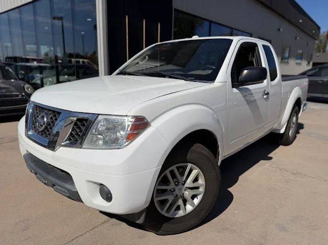2017 Nissan Frontier SV V6 RWD photo