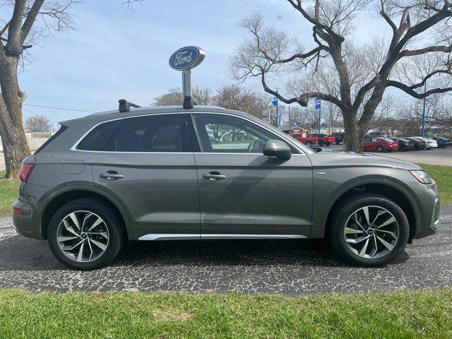 2023 Audi Q5 S line Premium Plus AWD photo