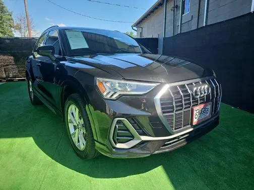 2023 Audi Q3 S line Premium AWD photo