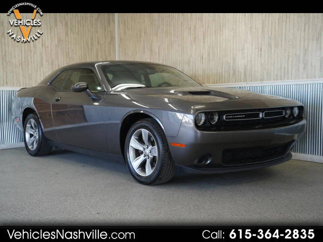 2019 Dodge Challenger SXT RWD photo