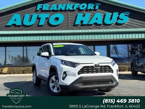 2019 Toyota RAV4 XLE FWD photo