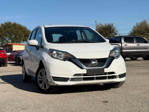 2018 Nissan Versa Note SV FWD photo