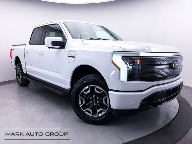 2022 Ford F-150 Lightning XLT AWD photo