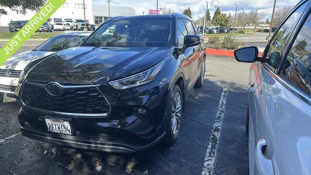 2022 Toyota Highlander Platinum AWD photo