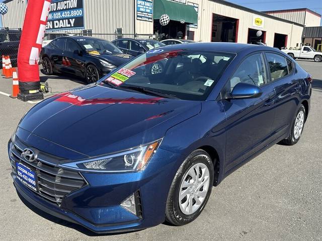 2020 Hyundai Elantra SE FWD photo