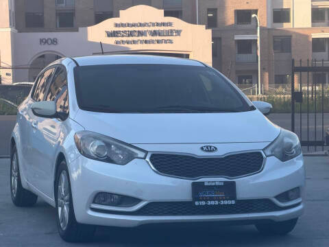 2015 Kia Forte EX FWD photo