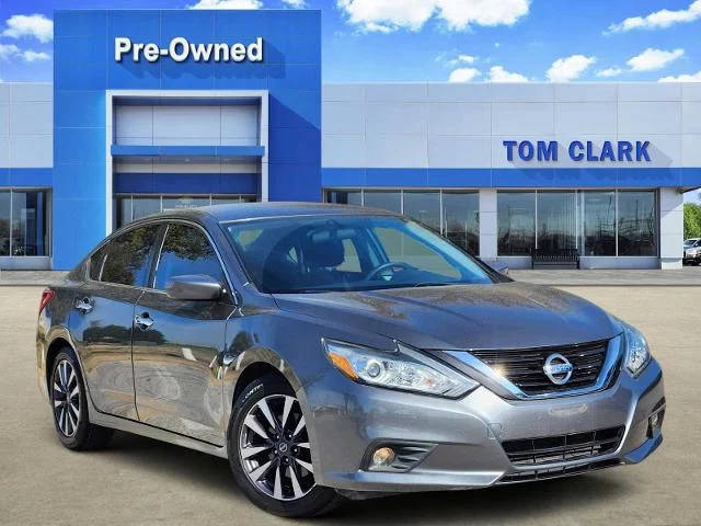 2017 Nissan Altima 2.5 SV FWD photo
