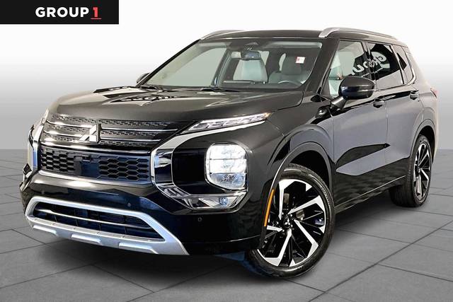 2023 Mitsubishi Outlander SEL FWD photo